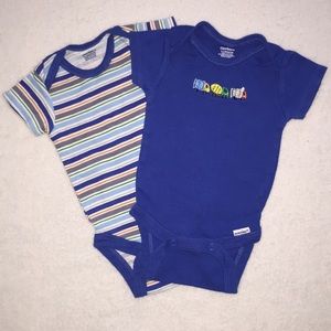 🚛 Set of 2 onesies 🚚